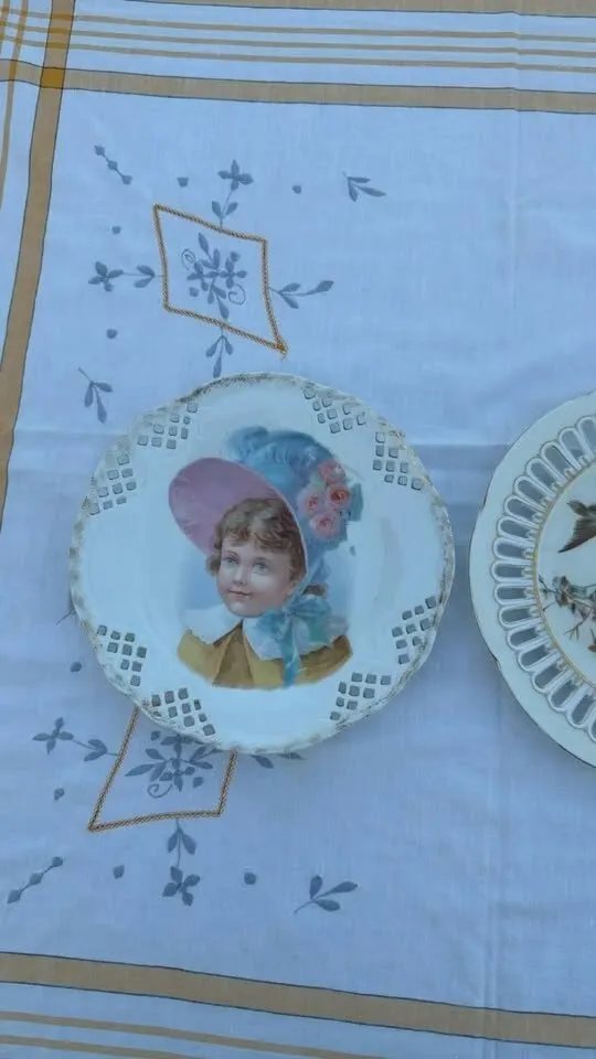 Antique Reticulated Porcelain Plates – Pirkenhammer & Portrait - photo 1