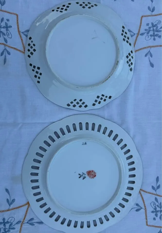 Antique Reticulated Porcelain Plates – Pirkenhammer & Portrait - photo 3