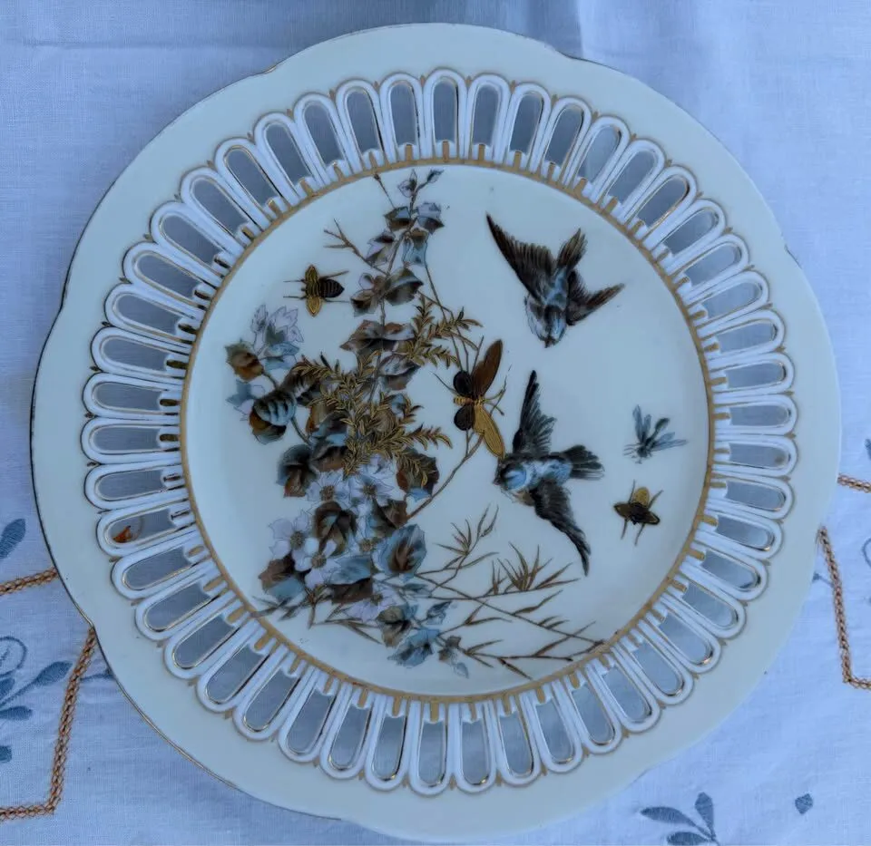 Antique Reticulated Porcelain Plates – Pirkenhammer & Portrait - photo 5