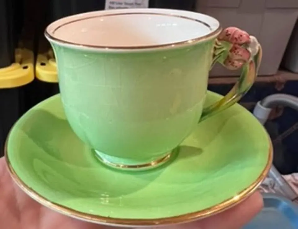 Collectible Paragon Aynsley Nippon Teacups and Saucers - photo 3