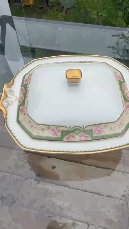 Pristine Antique T&V Limoges "La Cloche" Covered Tureen (c. 1892-1907) - photo 1