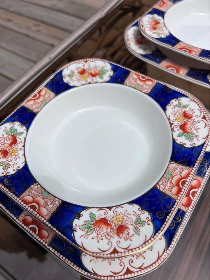 Vintage 1930s Wood & Sons "Napoli" Imari -10 Piece Dinnerware Set with Platter - photo 2