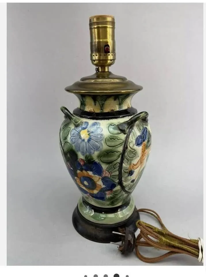 Vintage 9" Glazed Pottery Vase - Made in Japan (Circa 1930s) - photo 9