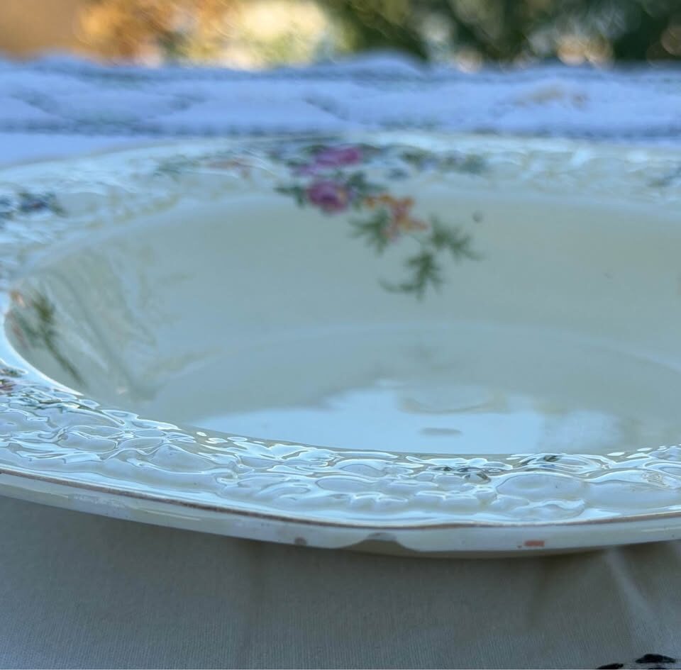 Vintage Crown Ducal "Rosalie" Rimmed Bowl – Florentine Shape - photo 4