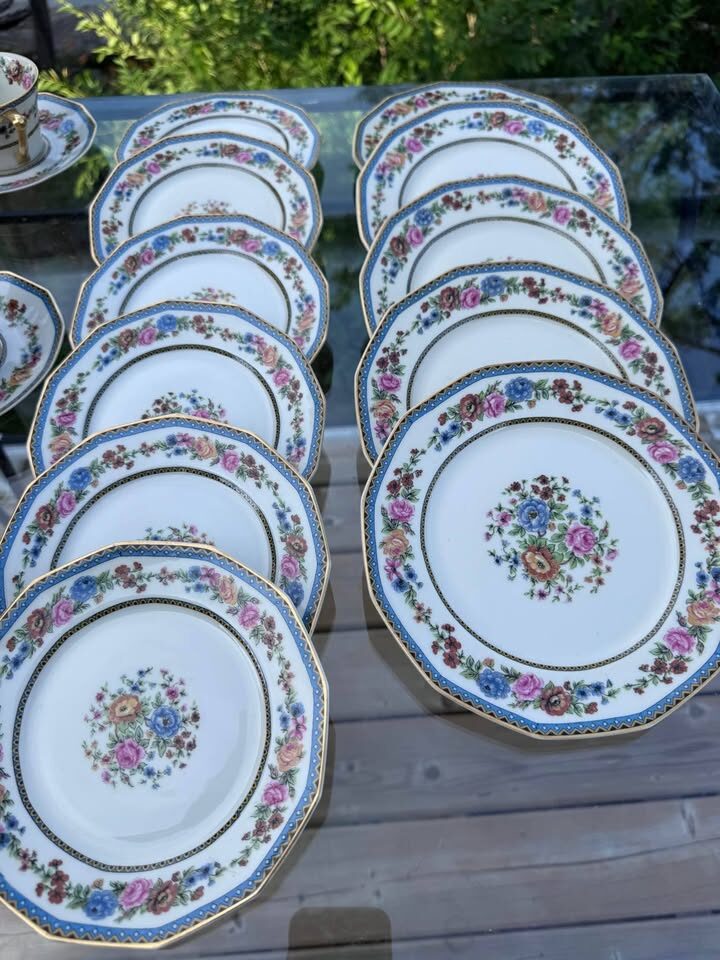 Antique Haviland Limoges 'Champlain' 24-Pc Tea Service for 4 + Extras" - photo 4