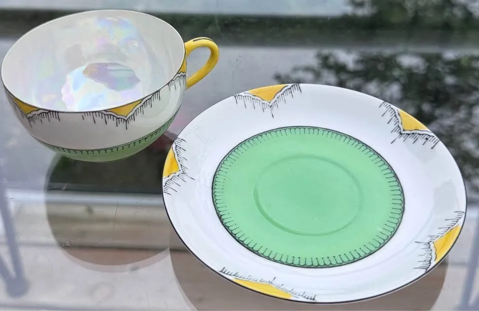 Vintage 1930s Chikaramachi Art Deco Lustreware Teacup & Saucer Set - photo 5