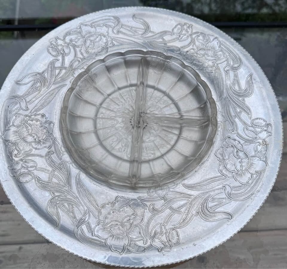 Vintage Wilson Specialties Aluminum Lazy Susan w/ Original Glass Insert and lid - photo 6