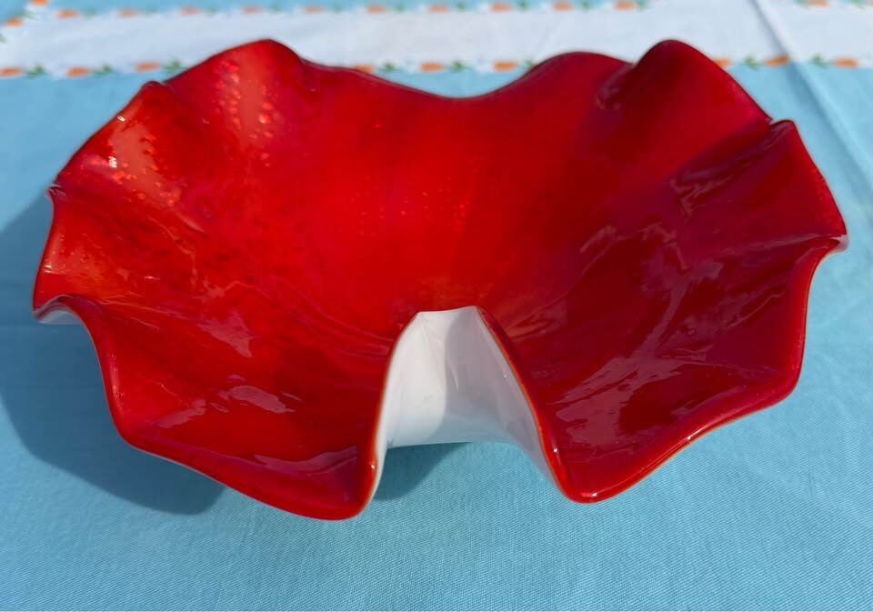 Vintage Mid-Century Murano Art Glass Ruffled Dish - Red & Gold Aventurine - photo 4