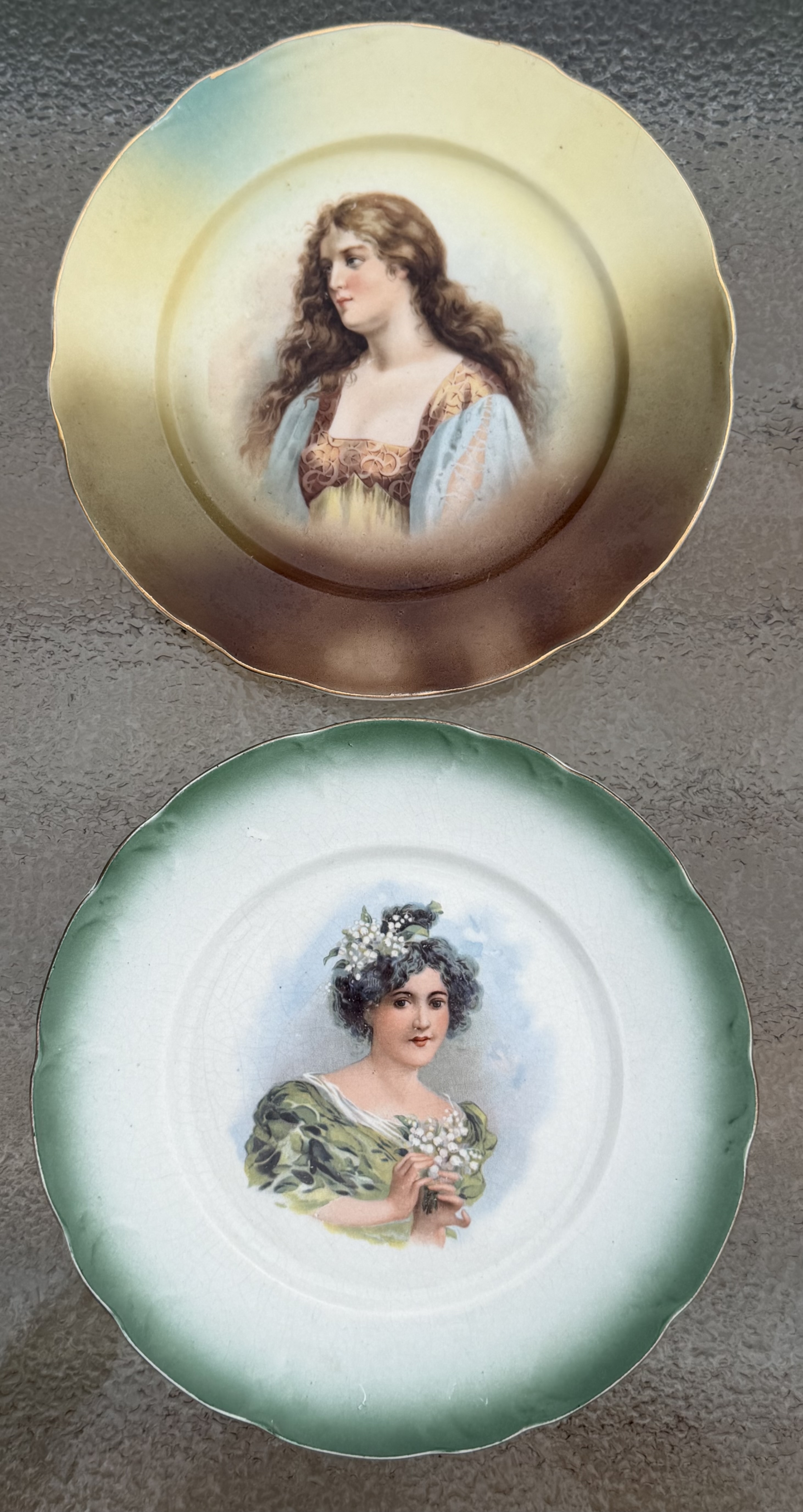 Antique Portrait Plates - 1905 St. Louis Souvenir & Victoria Austria - photo 1